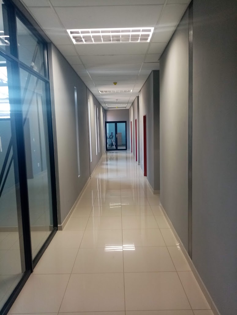 Corridor-Modern-Finish
