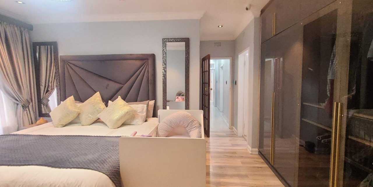 Luxury Bedroom